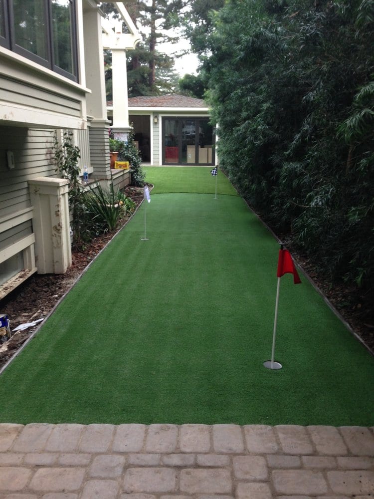 Side yard putting green